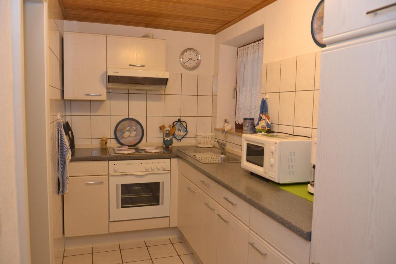 Ferienwohnung Heinen Andernach Esterno foto